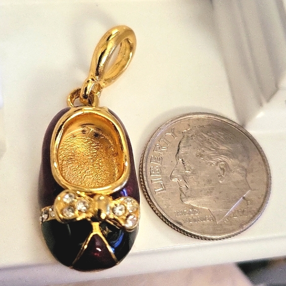 Violet and Black Baby shoe charm - Picture 4 of 6